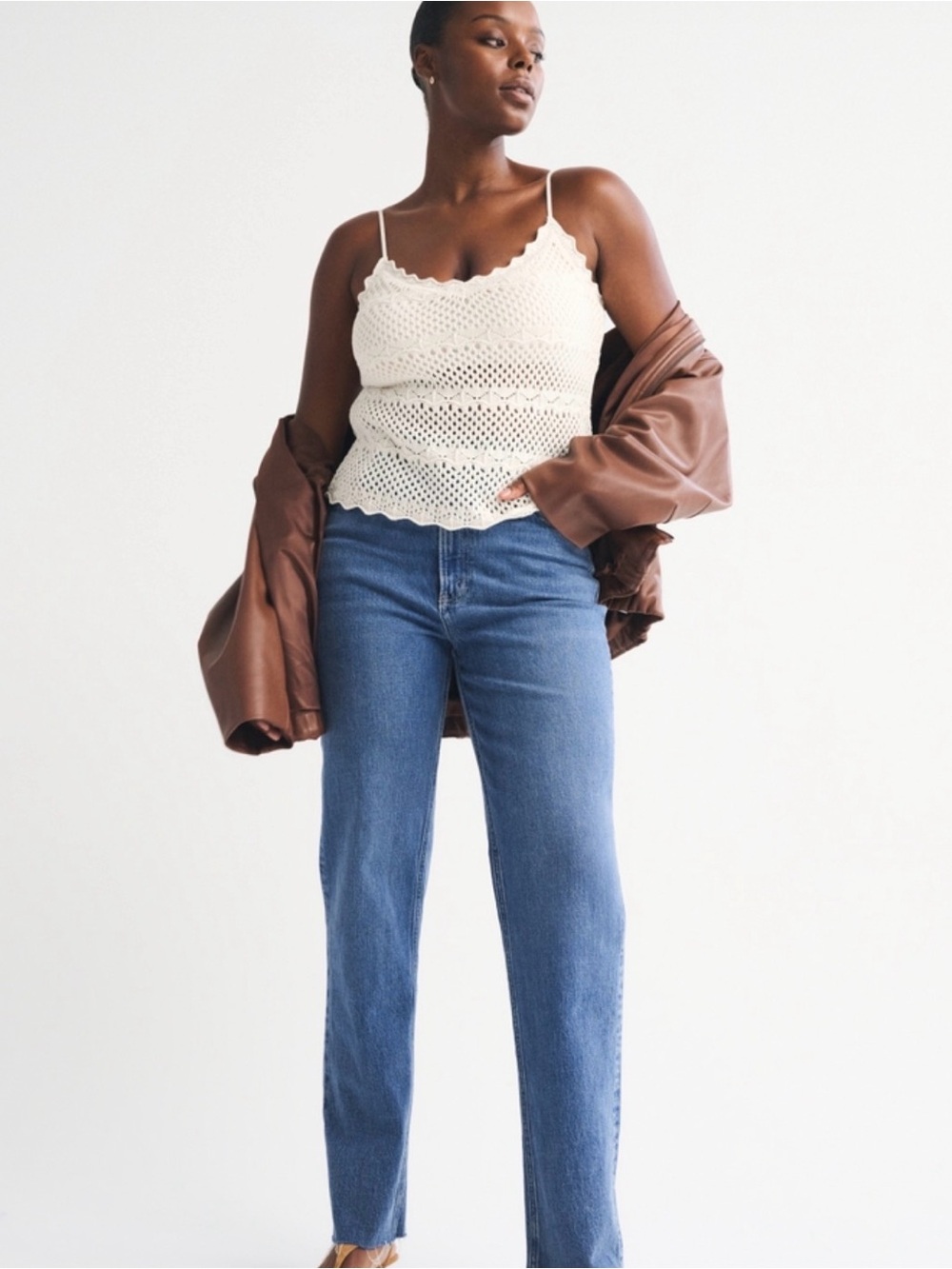 Abercrombie & Fitch The 90s Straight Ultra High Rise Jean